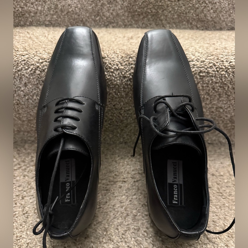 Franco Vanucci men’s dress shoes size 8.5 brand new (no tags)
